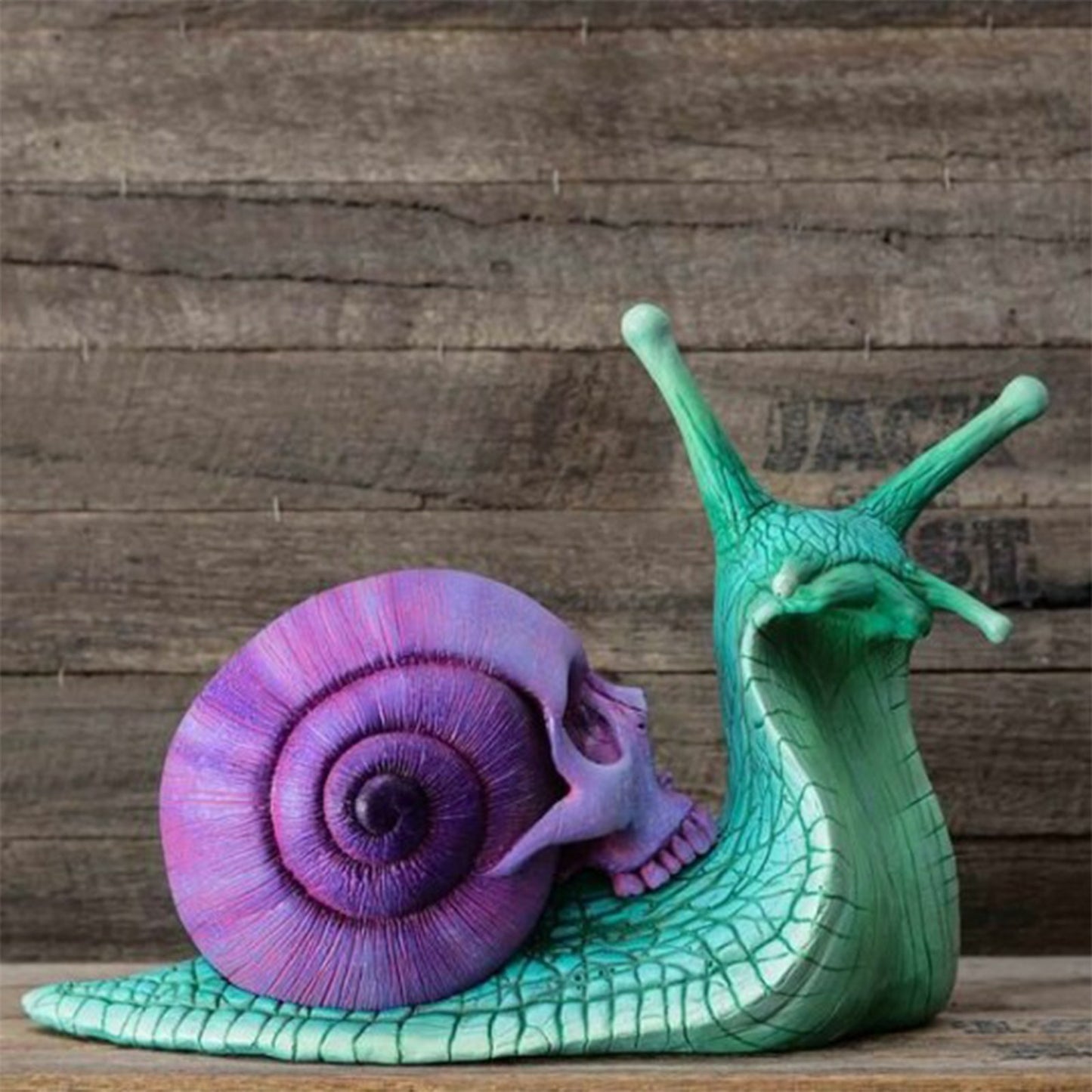 Snail Skull Sculpture Gothic Decoration Snail Statue Patio Snail Figurine Crafts Home Decoration Accessories Kawaii Room Decor